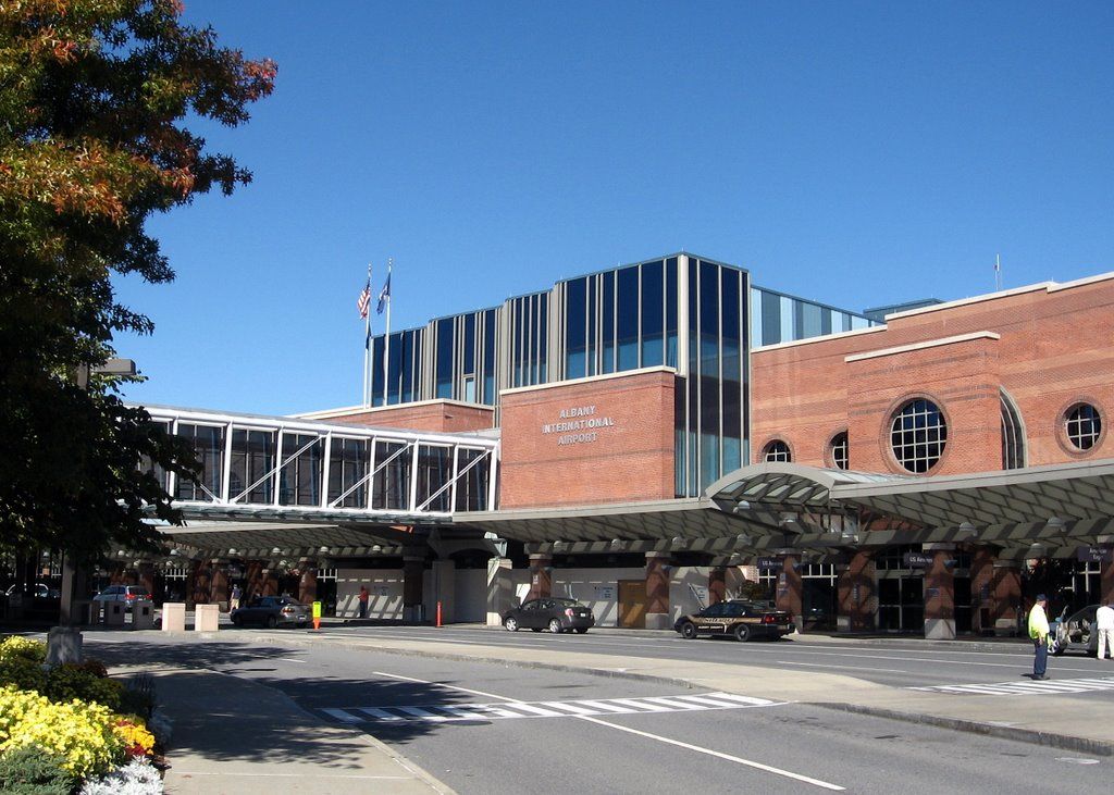 Albany International Airport in Albany NY, USA - Airlines-Airports.