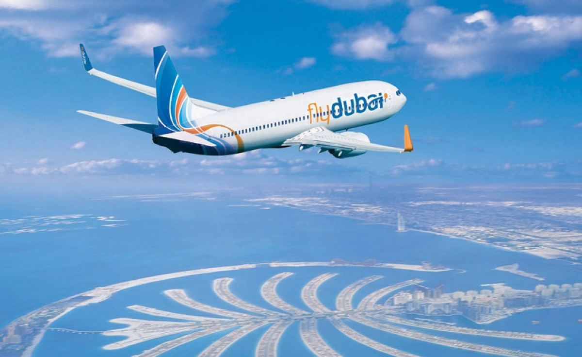 Полет на самолете дубай. Самолеты авиакомпании Флай Дубай. Эмираты Флай Дубай. ОАЭ самолет flydubai. Fly Dubai Boeing 737.